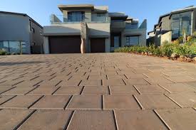 Best Driveway Pressure Washing  in Park Hills, MO